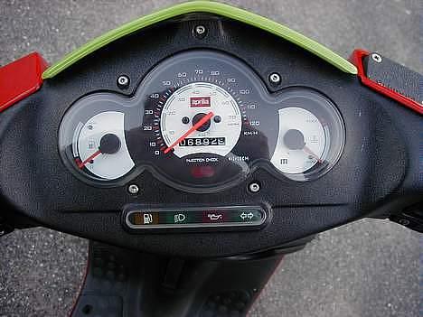 Aprilia Sonic * SOLGT billede 3