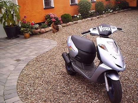 Aprilia sonic--(SOLGT) billede 1