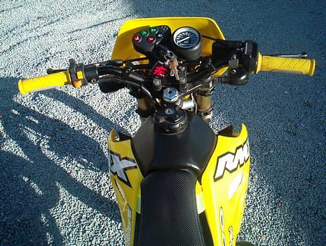 Suzuki RMX billede 9