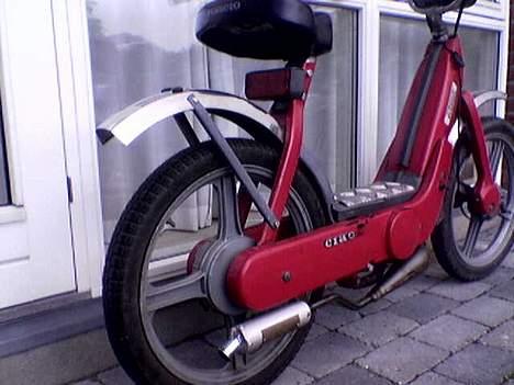 Vespa Ciao - Bagskærmen er hævet og bagagebæret er fjernet billede 2