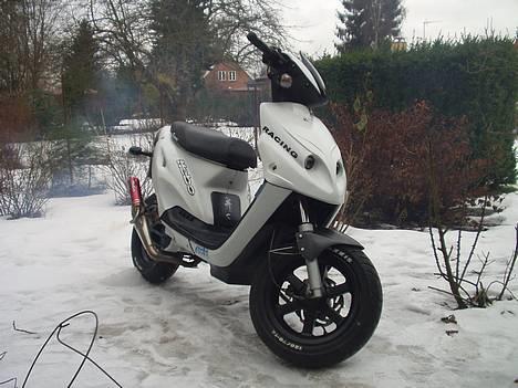 CPI  Hvid power POP AC solgt  - CPI Team Bummelum . ny malet scooter  billede 1