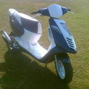 Aprilia Sonic (SOLGT)