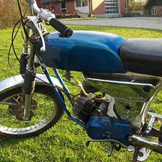 Yamaha 4 gear dx (solgt i dele)