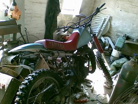 Yamaha 125 byt med jog stel billede 5