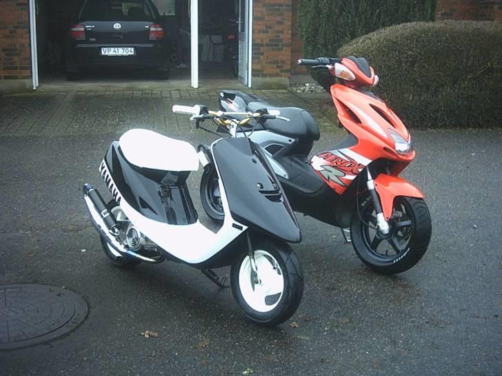 Yamaha Aerox. Solgt for 8500kr - Damerne ! Fuck de lækre :P billede 14