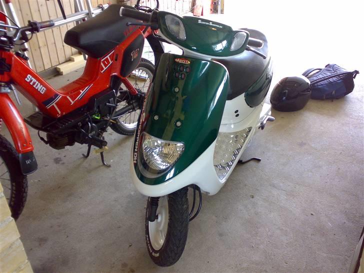 Yamaha Jog Space Innovation - NYE SKJOLDE? kommentar til farve tak. billede 4