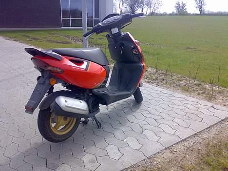 Aprilia Sonic  NR 16 ( Solgt) billede 4