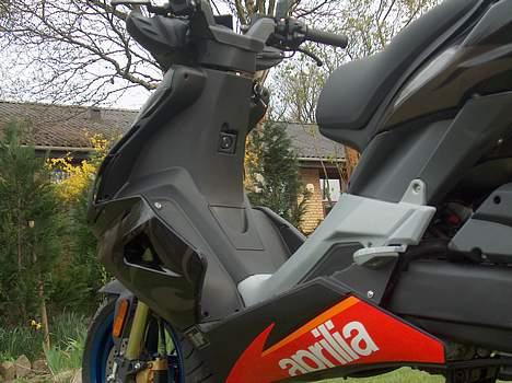 Aprilia SR 50 R Factory billede 10