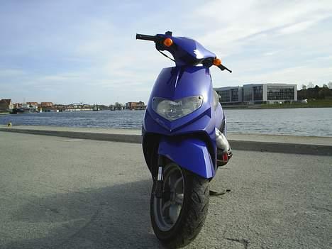 Suzuki Estilete billede 1