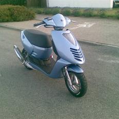 Aprilia Sonic LC (Solgt)