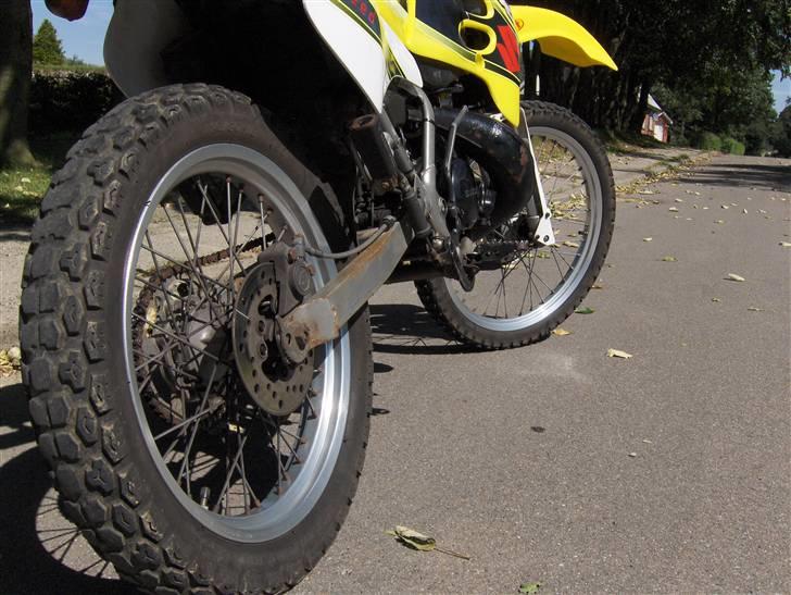 Suzuki RMX  Solgt for 12500kr billede 3