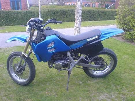 Suzuki RMX  billede 3