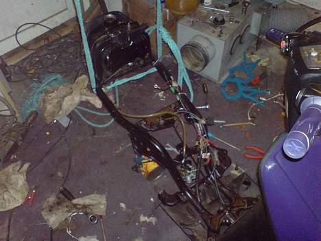 Yamaha Jog AS (projekt) - Blokken pillet af stellet billede 11