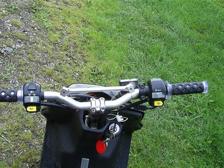 PGO hot 50            (SOLGT) - bart styr´ billede 11