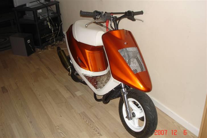 Yamaha Jog Evo 2 LC *SOLGT* :'( - Joggen <3 billede 1