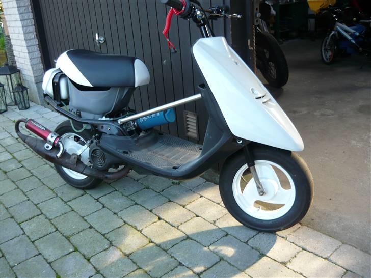 Yamaha  Jog as  Evolution Solgt. billede 2