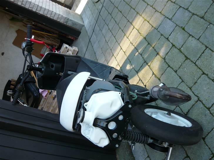 Yamaha  Jog as  Evolution Solgt. billede 3