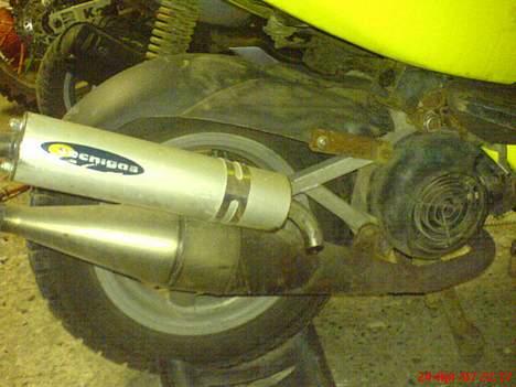Aprilia sonic (SOLGT) for 5000 billede 4