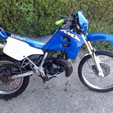Suzuki rmx