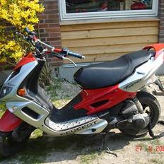 Peugeot Speedfight furious