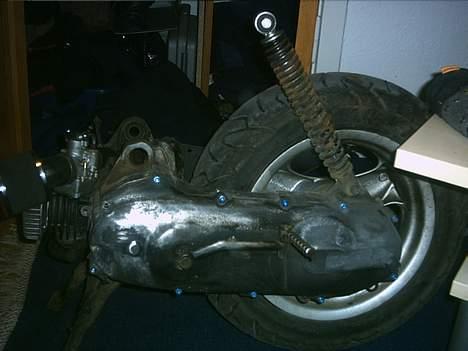 Yamaha neos-----PROJEKT - motoren da den blev pillet af billede 7