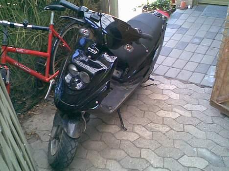 PGO hot 50 SOLGT billede 1