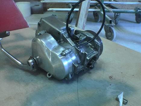 Puch E50 (Projekt) SOLGT! - Den nye k motor k starteren er ikk helt færdig puleret billede 18