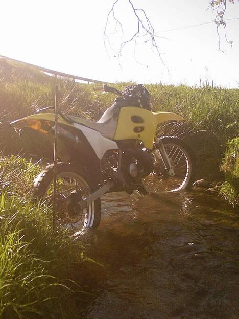 Suzuki RMX  *Solgt* billede 1