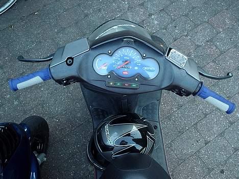 Aprilia sonic . {solgt} billede 6