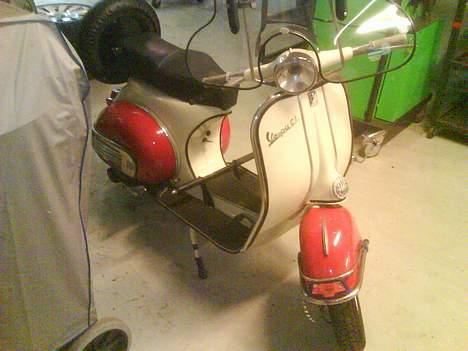 Piaggio vespa [TIL SALG] billede 1