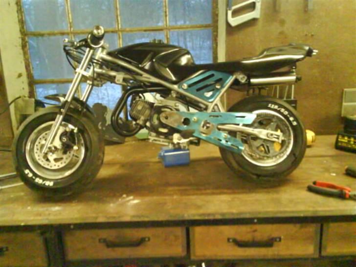 MiniBike banebike - så den malet billede 1