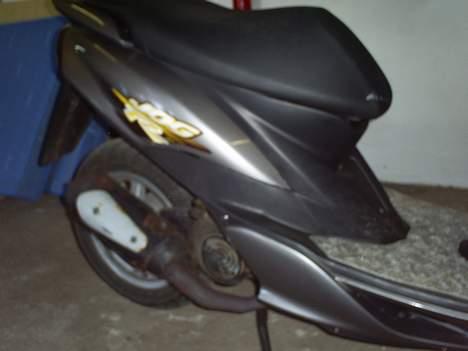 Yamaha Jog R (rød)SOLGT (9800) - Før billede 4