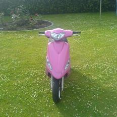 PGO Galaxy 50 "Pink"