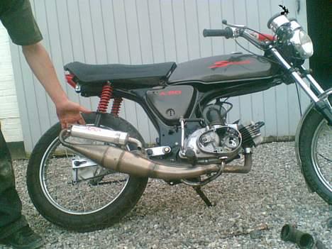 Suzuki K50 3 gear AC B - Sådan vil det se ud med min LeoVince TT. MUMS! billede 17