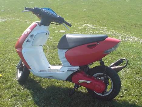 Aprilia Sonic  SOLGT billede 3