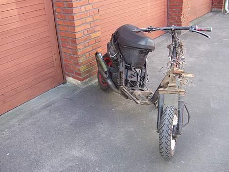 Piaggio [Zipzilla] | SOLGT | - efter lang tids arbejed billede 4