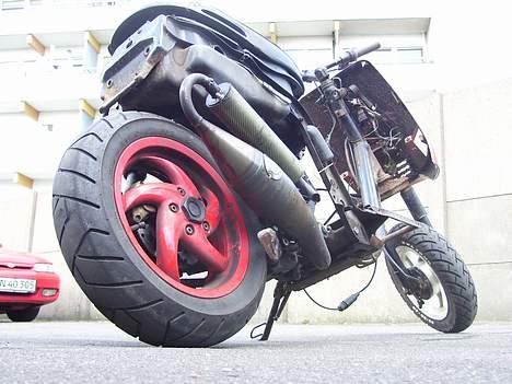 Piaggio [Zipzilla] | SOLGT | - 13" bagfælg og 10"forfælg billede 9