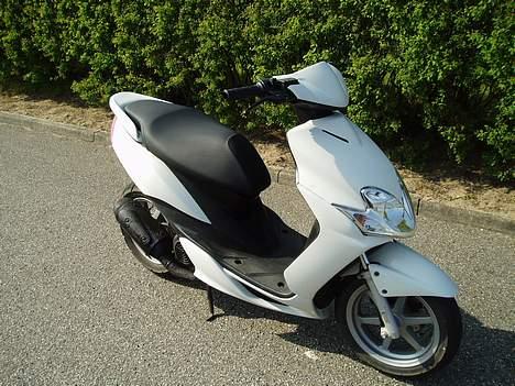 Yamaha Jog R (SOLGT)! - Før.. Dagen efter jeg havde købt den.. billede 2
