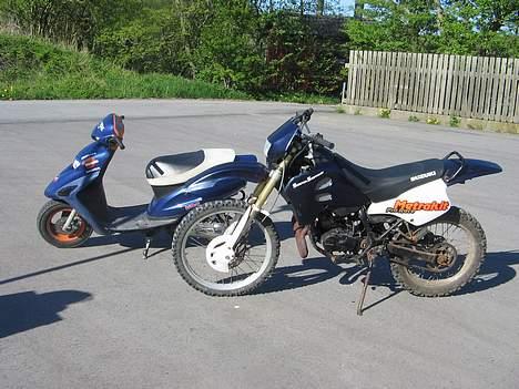 Suzuki rmx projekt billede 9