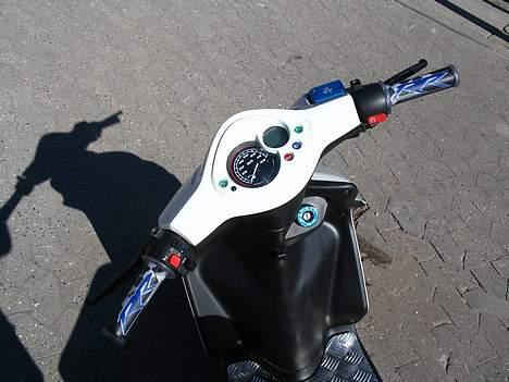 Yamaha Jog R (SOLGT)! billede 8