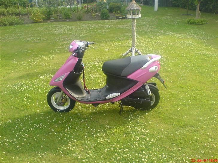 PGO Galaxy 50 "Pink" billede 2