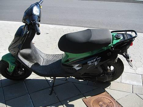 PGO Hot 50 billede 1