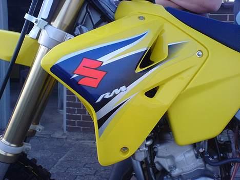 Suzuki RM 125 cc. SOLGT billede 9