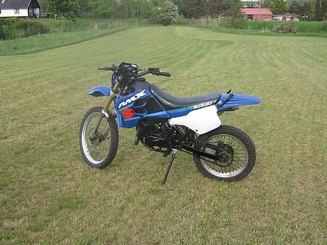 Suzuki RMX (SOLGT) billede 11