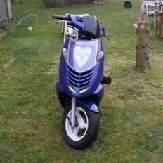 Aprilia Sonic GP Projekt 60%