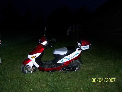 Baotian Jin Lun JL50QT-5(Solgt) - Her er min Scooter billede 1