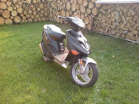 Adly baboon (SOLGT) billede 2