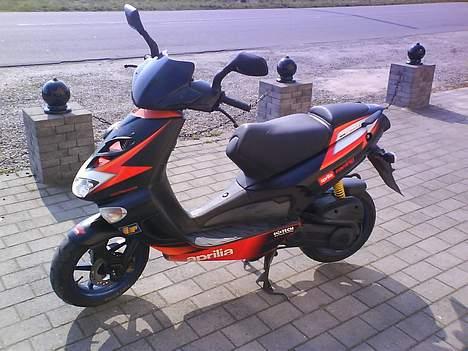 Aprilia SR 50 DITECH LC billede 5