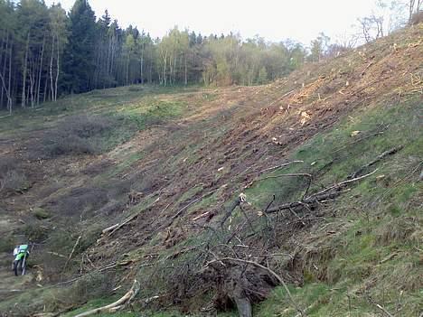 Derbi Senda RR PR2 LC |Nakket| - Stedet hvor de STORE drenge kører op ad, i deres 4x4 Patrol :D billede 18