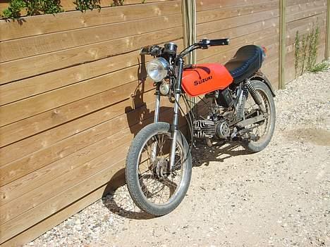Suzuki dm 50  SOLGT billede 1